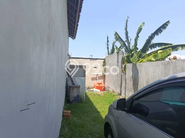 Jual Rumah Bagus Siap Huni LB 100m2 di Gondangrejo, Karanganyar Jual Rumah Bagus Siap Huni LB 100m2 di Gondangrejo, Karanganyar
