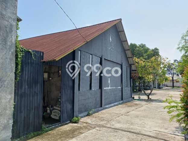 Unit Komersial Paling Strategis di Gilingan Solo dengan LB 480m2 Unit Komersial Paling Strategis di Gilingan Solo dengan LB 480m2