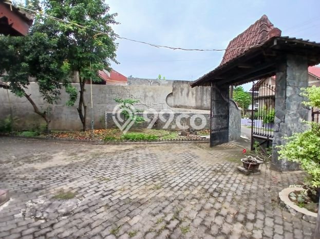Jual Rumah Favorit Siap Huni LB 450m2 di Tasikmadu, Karanganyar Jual Rumah Favorit Siap Huni LB 450m2 di Tasikmadu, Karanganyar