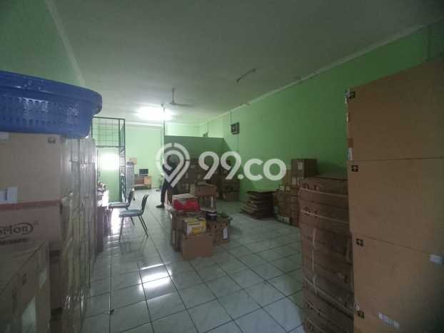 Unit Ruko Dijual di Banjarsari Solo Luas Bangunan 300m2 Unit Ruko Dijual di Banjarsari Solo Luas Bangunan 300m2