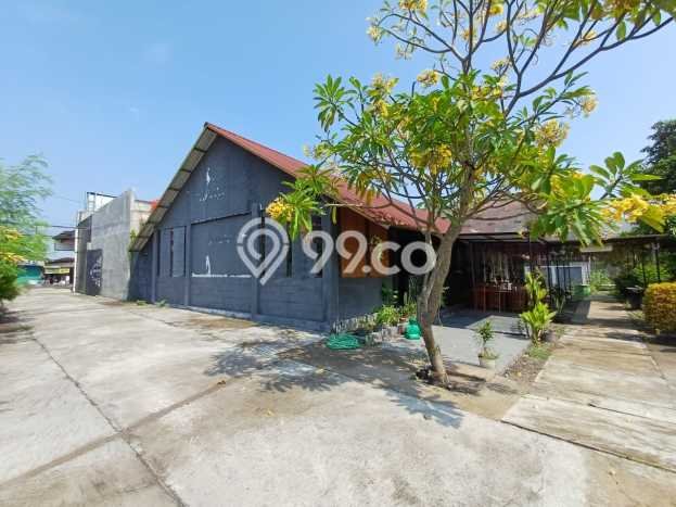 Unit Komersial Paling Strategis di Gilingan Solo dengan LB 480m2 Unit Komersial Paling Strategis di Gilingan Solo dengan LB 480m2