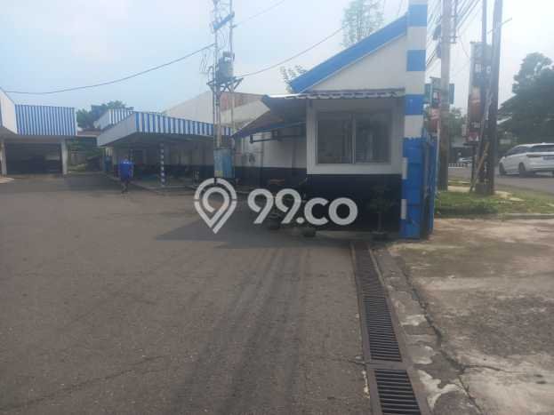 Unit Komersial Dijual di Laweyan Solo Luas Tanah 4200m2, Luas Bangunan 3000m2 Unit Komersial Dijual di Laweyan Solo Luas Tanah 4200m2, Luas Bangunan 3000m2