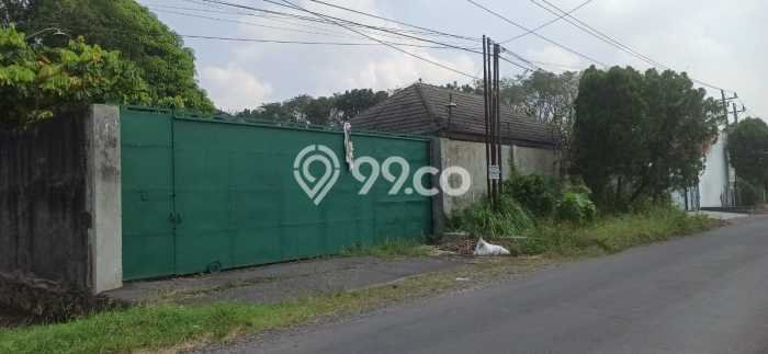 Lokasi Strategis! Dijual Gudang Bisnis di Jaten, Solo Kondisi Baik Lokasi Strategis! Dijual Gudang Bisnis di Jaten, Solo Kondisi Baik