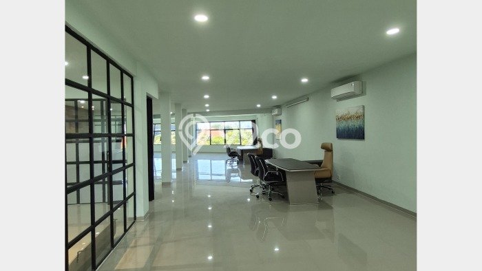 Untuk Dijual Komersial di Gubeng Surabaya LT 371m2 / LB 1060m2 Untuk Dijual Komersial di Gubeng Surabaya LT 371m2 / LB 1060m2