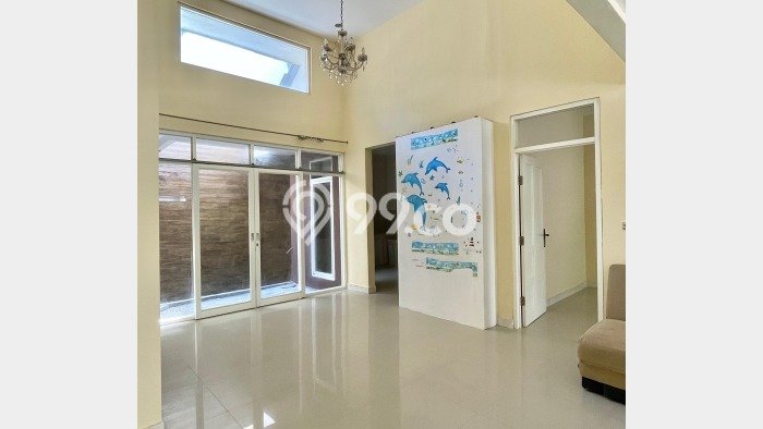 Dijual Hunian Rumah Terawat 3 Kamar di Citraland, Surabaya Dijual Hunian Rumah Terawat 3 Kamar di Citraland, Surabaya