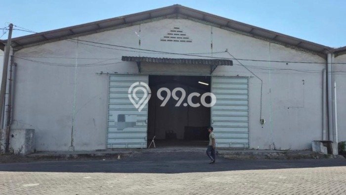 Gudang Bagus Dijual LB 480m2 Lokasi Strategis Surabaya Area Cocok untuk Bisnis Gudang Bagus Dijual LB 480m2 Lokasi Strategis Surabaya Area Cocok untuk Bisnis