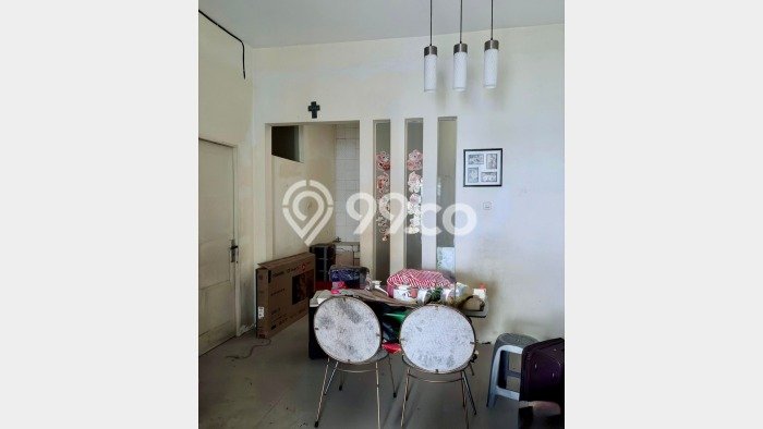 For Sale Hunian Rumah Terawat 2 KT di Pakuwon City, Surabaya For Sale Hunian Rumah Terawat 2 KT di Pakuwon City, Surabaya