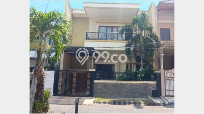Dijual Rumah Mewah Megah Dengan View Cantik di Pakuwon City, Surabaya Dijual Rumah Mewah Megah Dengan View Cantik di Pakuwon City, Surabaya
