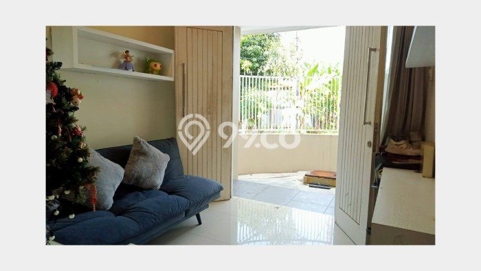 Dijual Hunian Rumah Terawat 4 KT di Manyar, Surabaya Dijual Hunian Rumah Terawat 4 KT di Manyar, Surabaya