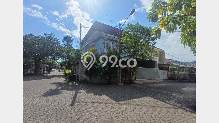 Dijual Rumah Premium dengan Fasilitas Sekitar Lengkap di Kenjeran, Surabaya Dijual Rumah Premium dengan Fasilitas Sekitar Lengkap di Kenjeran, Surabaya