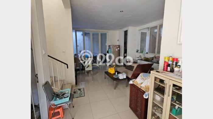 For Sale! Luxury House LT 326m2 Desain Modern di Pakuwon CIty For Sale! Luxury House LT 326m2 Desain Modern di Pakuwon CIty