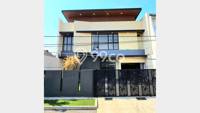 Rumah Luxury Modern Tanpa Renovasi di kertajaya Surabaya Rumah Luxury Modern Tanpa Renovasi di kertajaya Surabaya