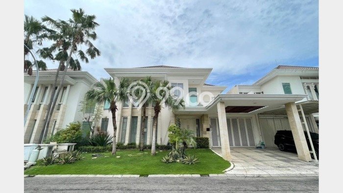 For Sale! Premium House LT 378m2 Desain Elegan di Pakuwon Indah For Sale! Premium House LT 378m2 Desain Elegan di Pakuwon Indah