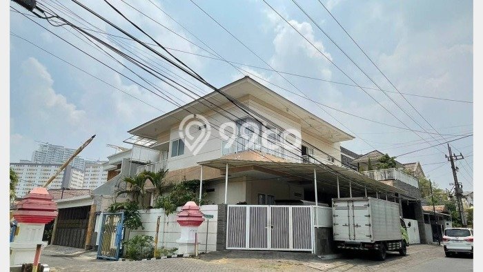 Jual Rumah Bagus Siap Huni LB 250m2 di Sukolilo, Surabaya Jual Rumah Bagus Siap Huni LB 250m2 di Sukolilo, Surabaya