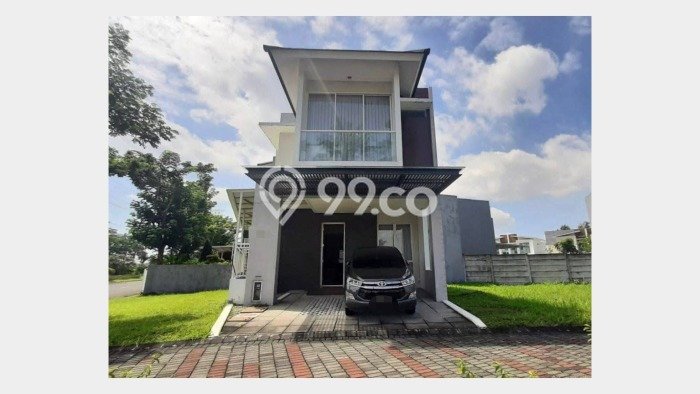 Rumah Strategis Modern Lb 98m2 di Lakarsantri, Surabaya Rumah Strategis Modern Lb 98m2 di Lakarsantri, Surabaya