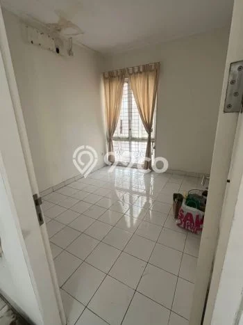 Jarang Ada! Rumah Kontrakan 4 Kamar Bagus Siap Huni BSD Jarang Ada! Rumah Kontrakan 4 Kamar Bagus Siap Huni BSD