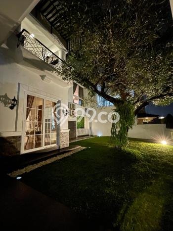 Rumah Elit LB 500m2 Siap Huni Desain Elegan di Raffles Hills, Jakarta Timur Rumah Elit LB 500m2 Siap Huni Desain Elegan di Raffles Hills, Jakarta Timur