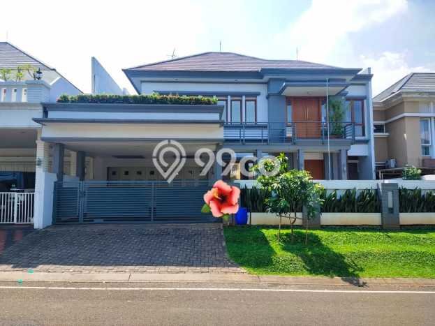 Rumah Mewah Cantik di Boulevard Kota Wisata Rumah Mewah Cantik di Boulevard Kota Wisata