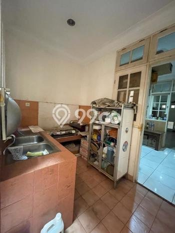 For Sale! Premium House LT 250m2 Desain Modern di Kota Wisata For Sale! Premium House LT 250m2 Desain Modern di Kota Wisata