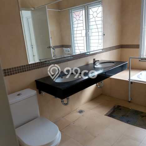 Rumah Modern 3 KT di Raffles Hills Jakarta Timur Unfurnished Rumah Modern 3 KT di Raffles Hills Jakarta Timur Unfurnished