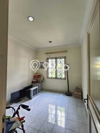 Rumah Minimalis 6 KT LT 136m2 di Kota Wisata Rumah Minimalis 6 KT LT 136m2 di Kota Wisata