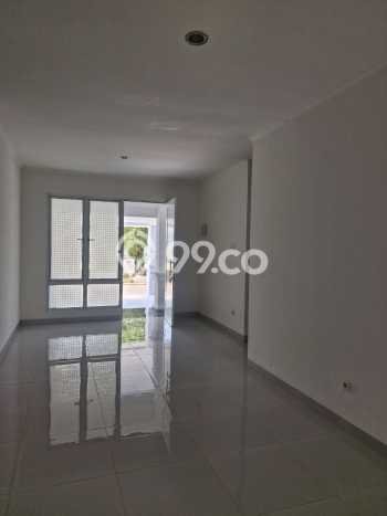Jual Rumah Eksklusif 3 KT di Kota Wisata, Bogor Jual Rumah Eksklusif 3 KT di Kota Wisata, Bogor