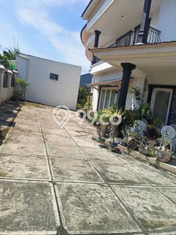 Dijual Rumah Luas Elegan Dengan View Eksklusif di Jati Mekar, Bekasi Dijual Rumah Luas Elegan Dengan View Eksklusif di Jati Mekar, Bekasi