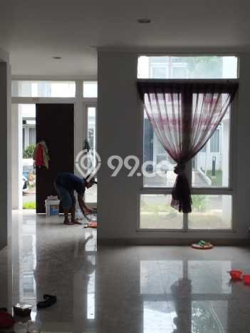Rumah Mewah LB 200m2 Siap Huni Desain Elegan di Kota Wisata, Bogor Rumah Mewah LB 200m2 Siap Huni Desain Elegan di Kota Wisata, Bogor