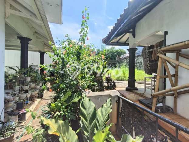Dijual Rumah Luas Elegan Dengan View Eksklusif di Jati Mekar, Bekasi Dijual Rumah Luas Elegan Dengan View Eksklusif di Jati Mekar, Bekasi