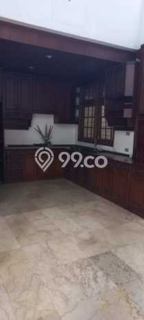 Rumah Elit LB 280m2 Siap Huni Desain Elegan di Cibubur, Jakarta Timur Rumah Elit LB 280m2 Siap Huni Desain Elegan di Cibubur, Jakarta Timur