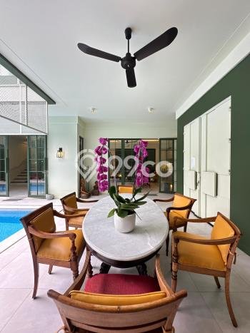 Vila Kawasan , Area 312m2m², Lokasi Strategis Vila Kawasan , Area 312m2m², Lokasi Strategis