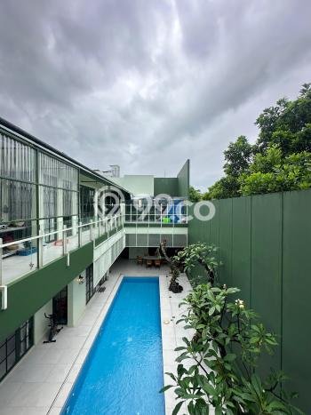 Vila Kawasan , Area 312m2m², Lokasi Strategis Vila Kawasan , Area 312m2m², Lokasi Strategis