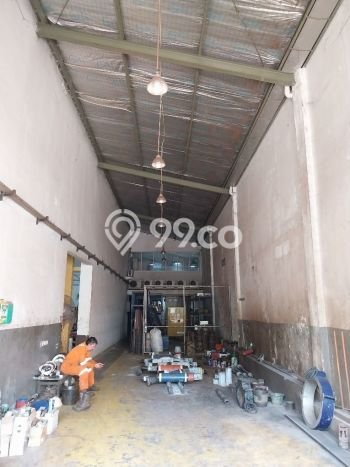 Gudang untuk Disewa di Pusat Tangerang Luas Bangunan 860m2 Gudang untuk Disewa di Pusat Tangerang Luas Bangunan 860m2