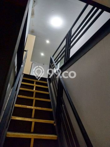 Gudang untuk Disewa di Pusat Tangerang Luas Bangunan 860m2 Gudang untuk Disewa di Pusat Tangerang Luas Bangunan 860m2