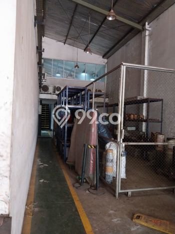 Gudang untuk Disewa di Pusat Tangerang Luas Bangunan 860m2 Gudang untuk Disewa di Pusat Tangerang Luas Bangunan 860m2