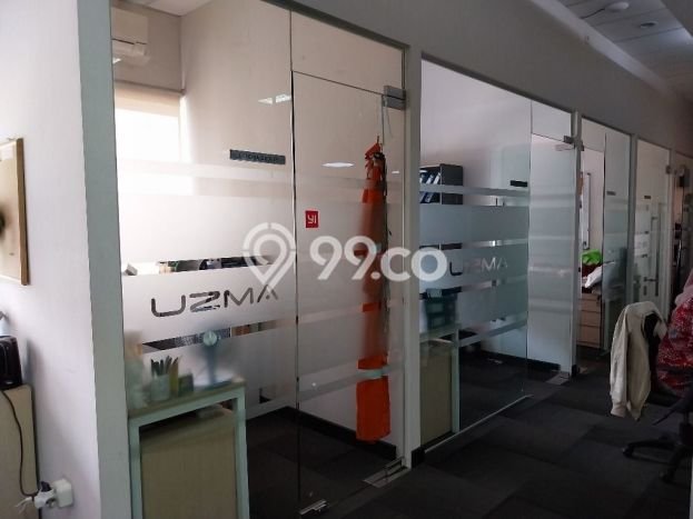 Gudang untuk Disewa di Pusat Tangerang Luas Bangunan 860m2 Gudang untuk Disewa di Pusat Tangerang Luas Bangunan 860m2