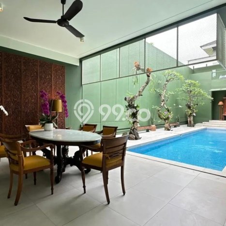 Vila Kawasan , Area 312m2m², Lokasi Strategis Vila Kawasan , Area 312m2m², Lokasi Strategis
