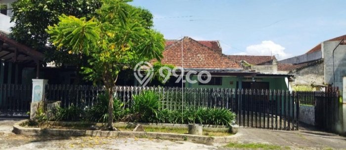 Rumah Elit Modern Siap Huni di Buah-buahan Malang Rumah Elit Modern Siap Huni di Buah-buahan Malang