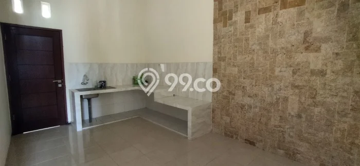 Disewakan! Rumah 4 Kamar Tidur &
3 Kamar Mandi di Villa Puncak Tidar, Malang Disewakan! Rumah 4 Kamar Tidur &
3 Kamar Mandi di Villa Puncak Tidar, Malang