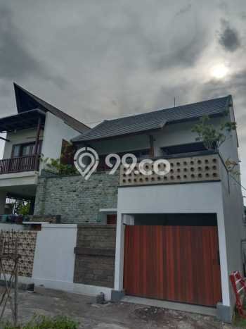 Rumah Modern 3 Kamar Terawat di Kompleks Cluster Ubud, Gianyar Rumah Modern 3 Kamar Terawat di Kompleks Cluster Ubud, Gianyar