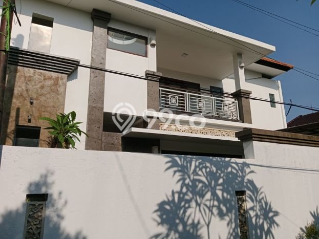 Hunian Elit LB 200m2 Siap Pakai Desain Elegan di Sanur, Denpasar Hunian Elit LB 200m2 Siap Pakai Desain Elegan di Sanur, Denpasar