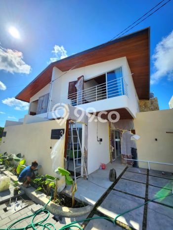SIAP HUNI! Rumah Strategis di , LT 123m2m² Bangunan 181m2m² SIAP HUNI! Rumah Strategis di , LT 123m2m² Bangunan 181m2m²