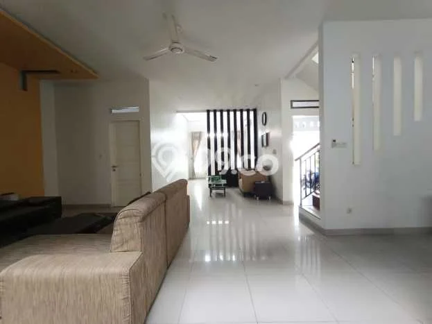 Dijual Cepat Rumah Bagus Siap Huni LB 264m2 di Sail, Pekanbaru Dijual Cepat Rumah Bagus Siap Huni LB 264m2 di Sail, Pekanbaru