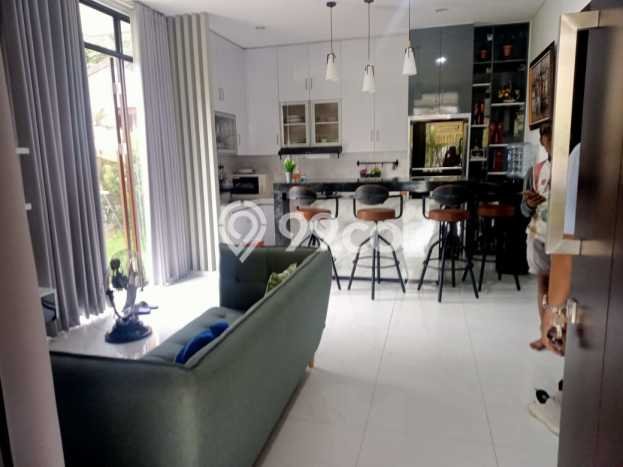 Rumah Luas Asri 4 KT Siap Pakai di Suvarna Sutera Tangerang Rumah Luas Asri 4 KT Siap Pakai di Suvarna Sutera Tangerang