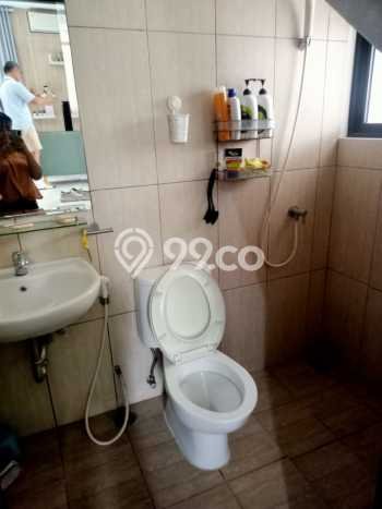 Rumah Luas Asri 4 KT Siap Pakai di Suvarna Sutera Tangerang Rumah Luas Asri 4 KT Siap Pakai di Suvarna Sutera Tangerang