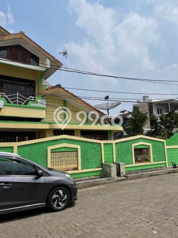 For Sale Rumah 3 Kamar Lokasi Ideal Bagus dan Strategis di Ciledug For Sale Rumah 3 Kamar Lokasi Ideal Bagus dan Strategis di Ciledug
