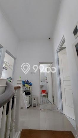 Rumah Modern Cantik 2 KT Bisa Langsung Pindah di Cinere Rumah Modern Cantik 2 KT Bisa Langsung Pindah di Cinere