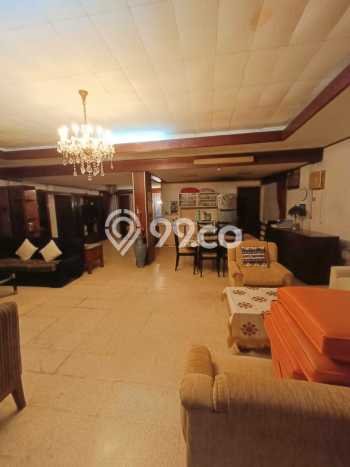 Rumah Mewah Siap Huni LT 410m2 di Kebayoran Baru, Jakarta Selatan Rumah Mewah Siap Huni LT 410m2 di Kebayoran Baru, Jakarta Selatan