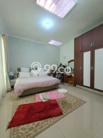 Jual Rumah Luas Elegan Dengan View Eksklusif di Bintaro, Tangerang Selatan Jual Rumah Luas Elegan Dengan View Eksklusif di Bintaro, Tangerang Selatan