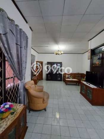 Ready to Use! Premium House LT 248m2 Desain Elegan di Bintaro Ready to Use! Premium House LT 248m2 Desain Elegan di Bintaro